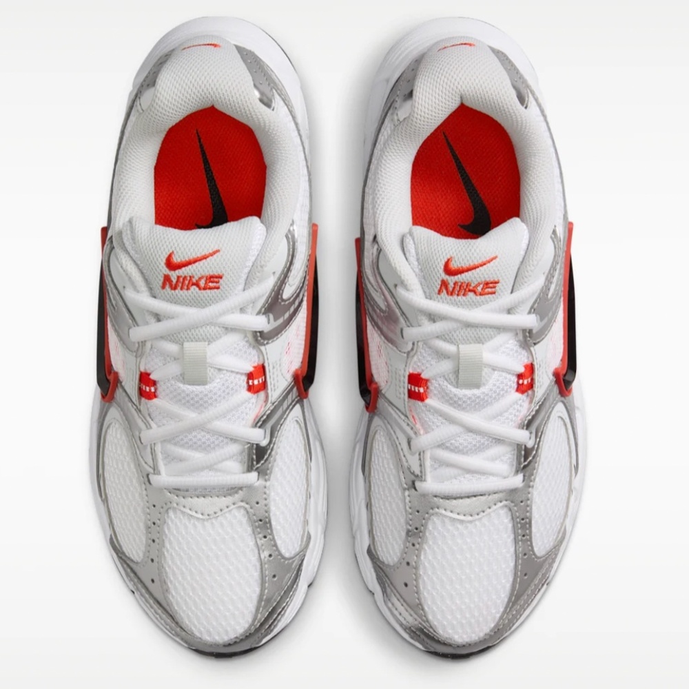 NIke, Size 6 Women. Excellent condition